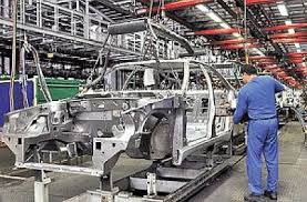 مونتاژکاری خودروسازان کافی است/ قراردادهای محرمانه ریشه فساد را مستحکم‌تر می‌کند