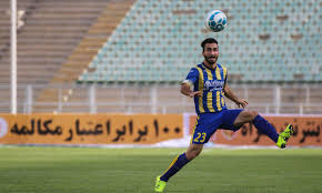 شجاعیان با قراردادی 3 ساله به استقلال پیوست